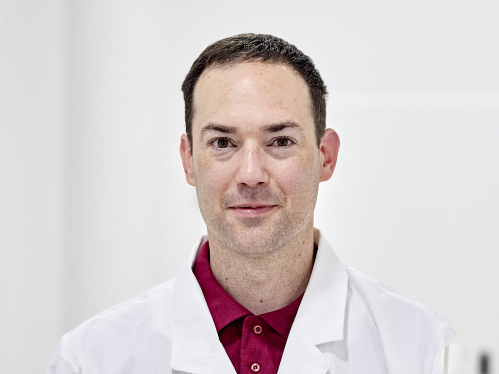 Dr. Matthias Pones